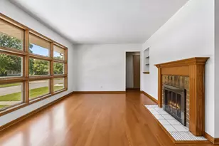 4002 Nevada Ave N, New Hope, MN 55427 - Photo 6