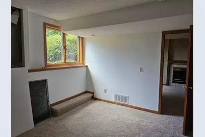 1825 Golf View Drive, River Falls, WI 54022 - Photo 26