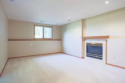 1825 Golf View Drive, River Falls, WI 54022 - Photo 20