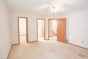 1825 Golf View Dr, River Falls, WI 54022 - Photo 16