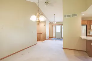 1825 Golf View Dr, River Falls, WI 54022 - Photo 10