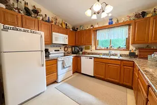 416 Fourteenth St, Fergus Falls, MN 56537 - Photo 8
