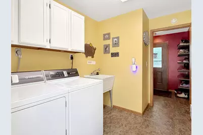 755 W 1st Street S, Cottonwood, MN 56229 - Photo 20