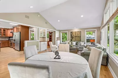 6201 Scotia Drive, Edina, MN 55439 - Photo 2