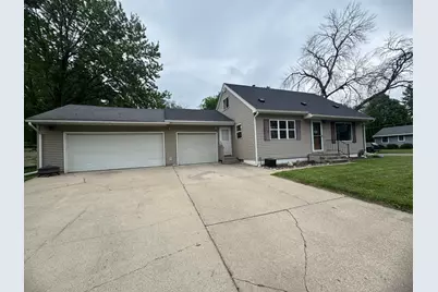 955 S 3rd Avenue, Albert Lea, MN 56007 - Photo 1