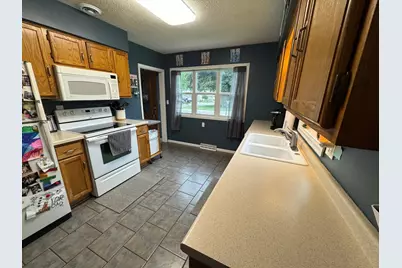 955 S 3rd Avenue, Albert Lea, MN 56007 - Photo 6