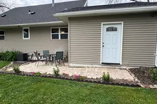 955 S 3rd Ave, Albert Lea, MN 56007 - Photo 22