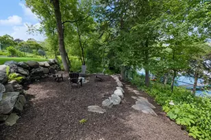 7966 Island Rd, Eden Prairie, MN 55347 - Photo 32