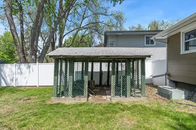 5817 Quail Avenue N, Crystal, MN 55429 - Photo 36