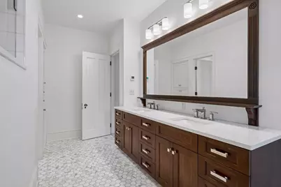 1790 Irving Avenue S, Minneapolis, MN 55403 - Photo 36