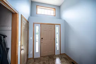 3931 Birmingham Ln NW, Rochester, MN 55901 - Photo 4
