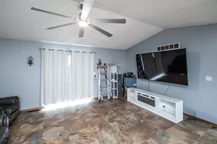 3931 Birmingham Ln NW, Rochester, MN 55901 - Photo 8