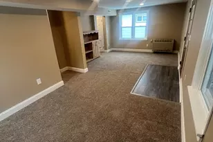 215 N Maple St, Chaska, MN 55318 - Photo 4