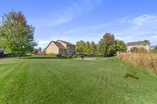 6224 Urbandale Ln N, Maple Grove, MN 55311 - Photo 4