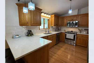 716 Main Avenue S, Roseau, MN 56751 - Photo 6