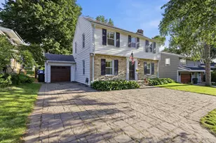 5225 Interlachen Blvd, Edina, MN 55436 - Photo 2