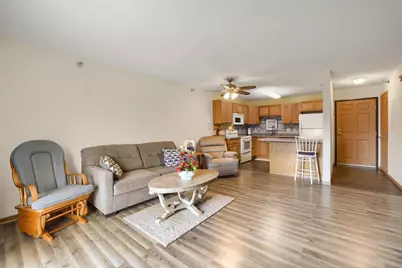 880 Lyn Way #304, Hastings, MN 55033 - Photo 2