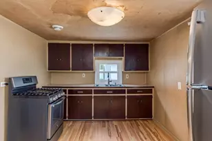 2018 7th Ave, Mankato, MN 56001 - Photo 6