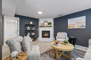 1077 Churchill Cir, Shoreview, MN 55126 - Photo 22