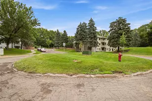 1580 Wheelock Ln, Saint Paul, MN 55117 - Photo 16
