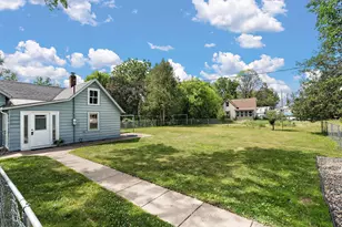 387 2nd St S, Bayport, MN 55003 - Photo 30