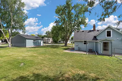 387 2nd Street S, Bayport, MN 55003 - Photo 34