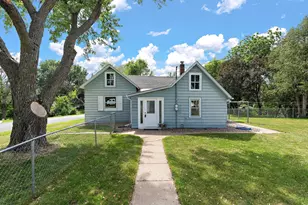 387 2nd St S, Bayport, MN 55003 - Photo 32