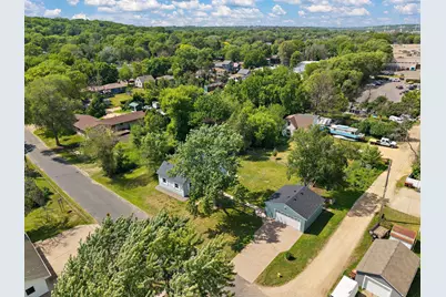 387 2nd Street S, Bayport, MN 55003 - Photo 36