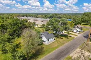 387 2nd St S, Bayport, MN 55003 - Photo 34