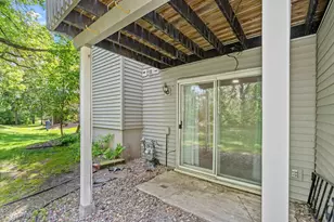 828 Sherwood Rd, Shoreview, MN 55126 - Photo 6