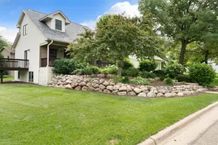 1845 Paulis Dr, Faribault, MN 55021 - Photo 8
