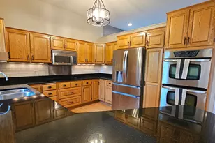 7001 46th St N, Oakdale, MN 55128 - Photo 8