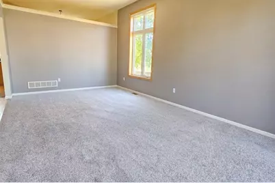 7001 46th Street N, Oakdale, MN 55128 - Photo 4