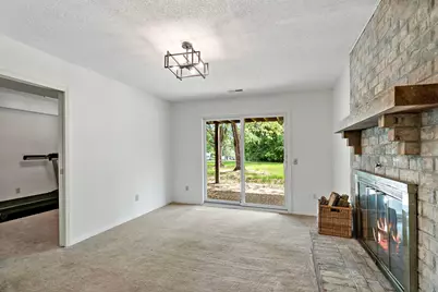 2890 Castleford Court, Woodbury, MN 55125 - Photo 30