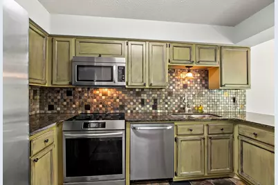 2890 Castleford Court, Woodbury, MN 55125 - Photo 16
