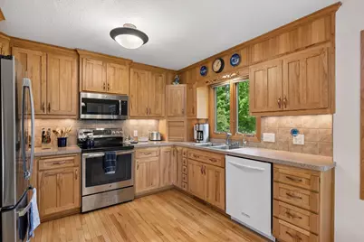 18025 33rd Avenue N, Plymouth, MN 55447 - Photo 10
