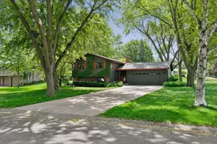 18025 33rd Ave N, Plymouth, MN 55447 - Photo 1