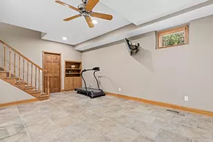 13687 Dunbar Way, Apple Valley, MN 55124 - Photo 32