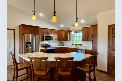 1798 Tiger Ridge Drive, Albert Lea, MN 56007 - Photo 10