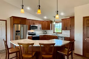 1798 Tiger Ridge Drive, Albert Lea, MN 56007 - Photo 10