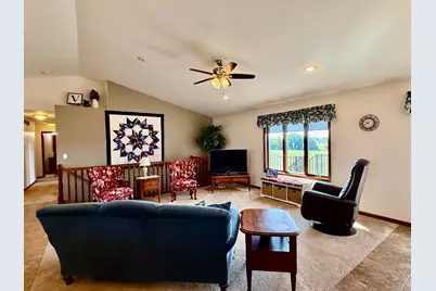 1798 Tiger Ridge Drive, Albert Lea, MN 56007 - Photo 12