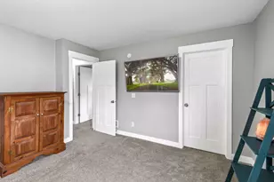 555 Western Ave, Green Isle, MN 55338 - Photo 12