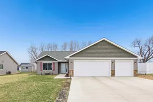555 Western Ave, Green Isle, MN 55338 - Photo 22