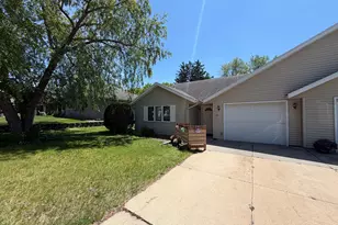 109 E 13th St, Zumbrota, MN 55992 - Photo 1