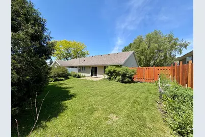 109 E 13th Street, Zumbrota, MN 55992 - Photo 2