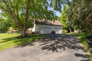 8562 French Curve, Eden Prairie, MN 55347 - Photo 82