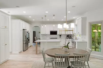 8562 French Curve, Eden Prairie, MN 55347 - Photo 10
