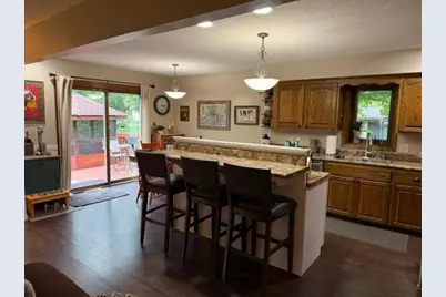 725 S Gilman Avenue, Litchfield, MN 55355 - Photo 2