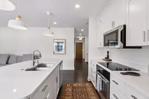 875 Lake St N, Wayzata, MN 55391 - Photo 20