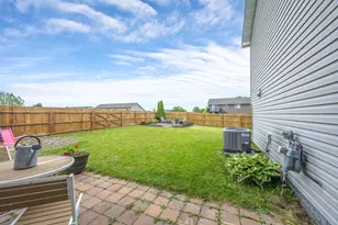 388 Dakota Ave, Roberts, WI 54023 - Photo 28